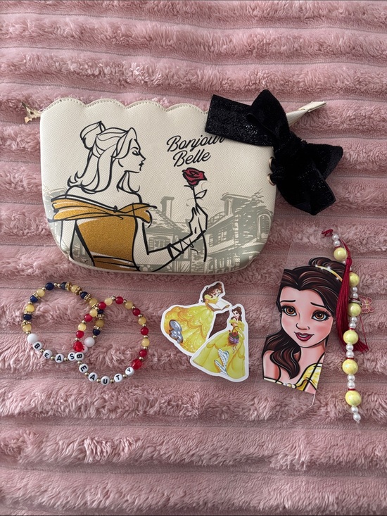 Disney Accessories - Reader Princess fandom vibes bundle 🌹💛❤️💙